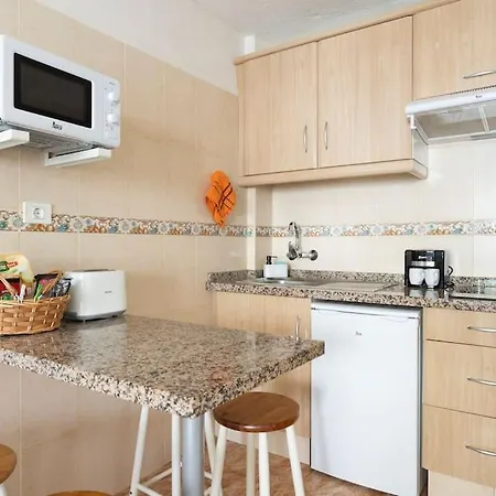 Comodo Estudio Playa Jardin Apartment