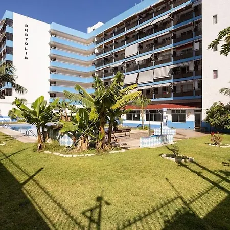 Comodo Estudio Playa Jardin Apartment